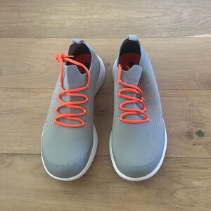 Grundens men size 12 shoes